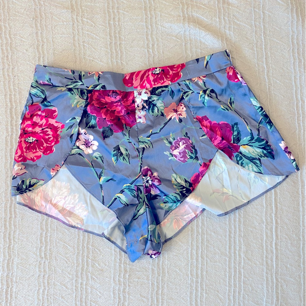 Victoria’s Secret silk short